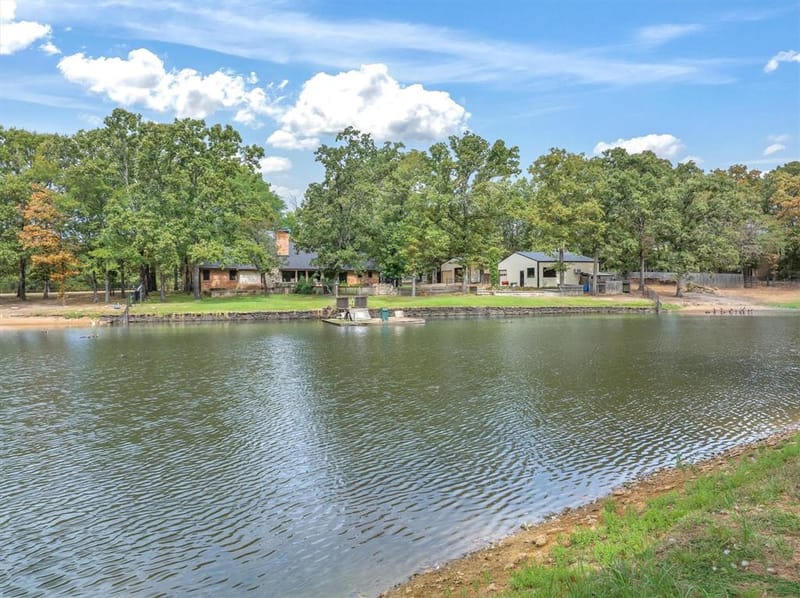 407 VZ County Road 1711, Grand Saline TX 75140