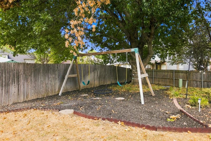 5203 Rio Court, Arlington TX 76017 - Photo 28