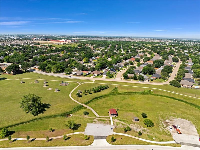 1065 Springhill Drive, Saginaw TX 76179 - Photo 35