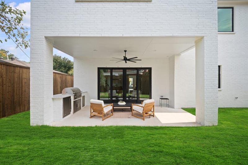 9011 Livenshire Drive, Dallas TX 75238 - Photo 39