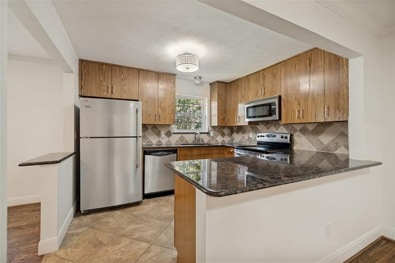 5818 E University Boulevard # 138, Dallas TX 75206 - Photo 7