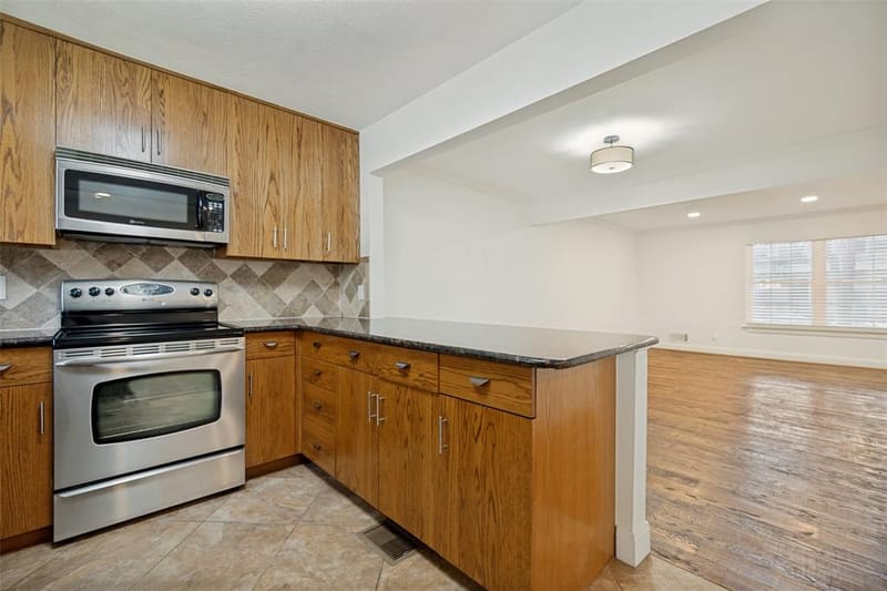 5818 E University Boulevard # 138, Dallas TX 75206 - Photo 9