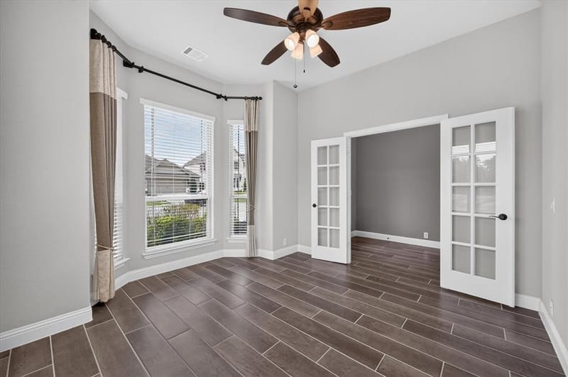 1941 Silverleaf Drive, Glenn Heights TX 75154 - Photo 6