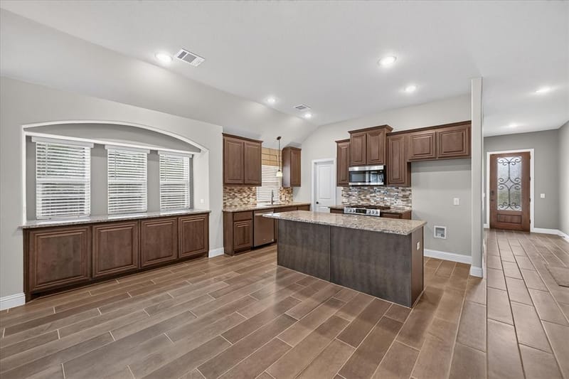 1941 Silverleaf Drive, Glenn Heights TX 75154 - Photo 13