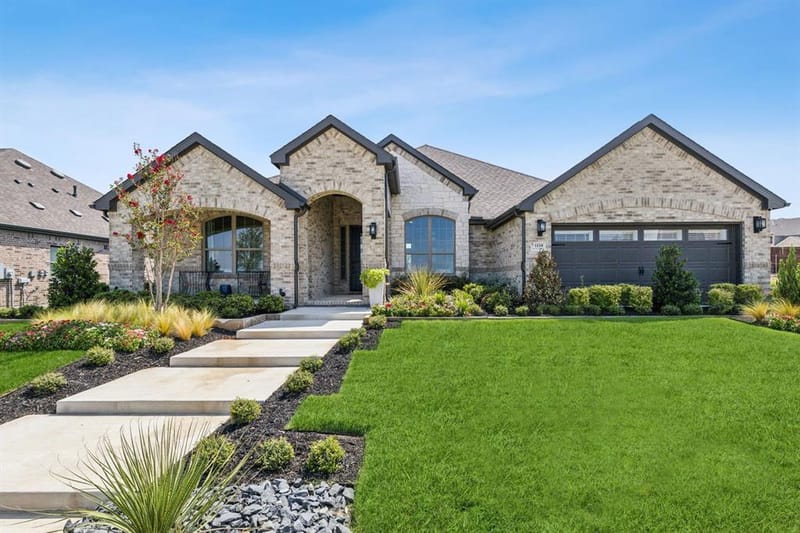 3918 Ashland Avenue, Midlothian TX 76065