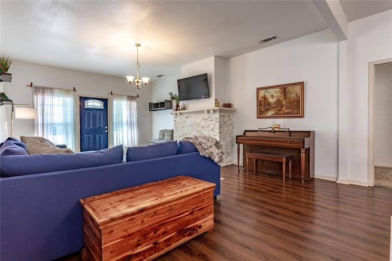 1200 N 15th Street, Waco TX 76707 - Photo 2