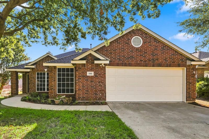 7202 Hillshire Lane, Sachse TX 75048