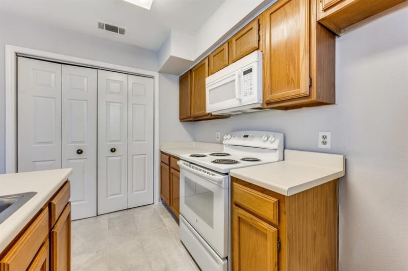 2835 Keller Springs # 502, Carrollton TX 75006 - Photo 12