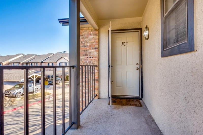 2835 Keller Springs # 502, Carrollton TX 75006 - Photo 4