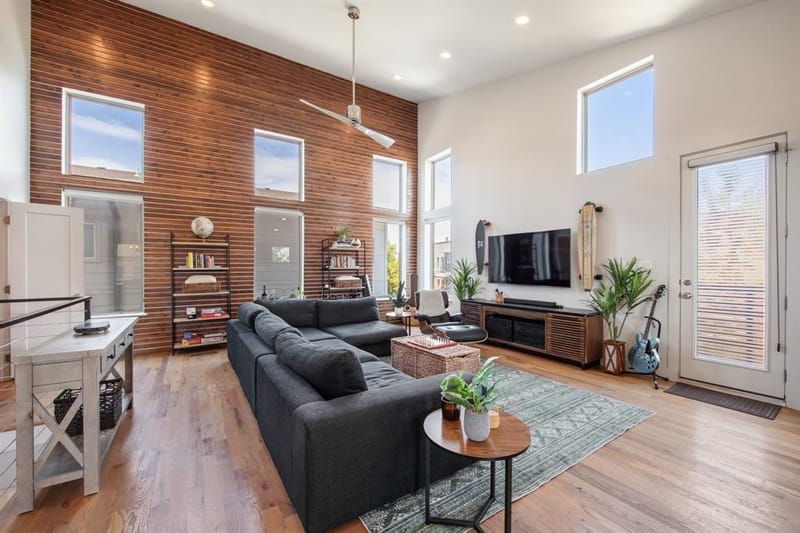 2421 N Garrett Avenue # 1, Dallas TX 75206