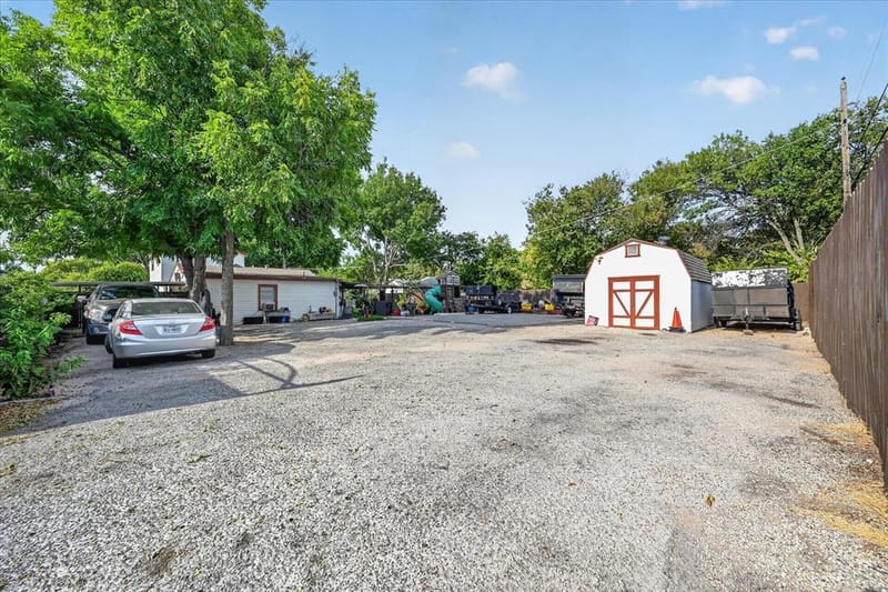 5800 Isbell Street, Sansom Park TX 76114 - Photo 27