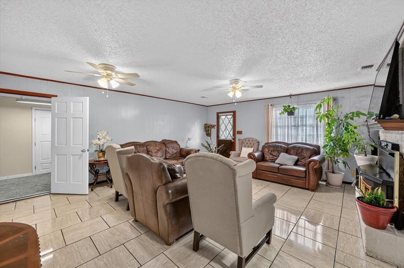 5800 Isbell Street, Sansom Park TX 76114 - Photo 7