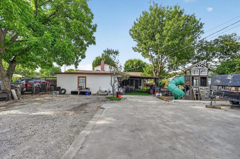 5800 Isbell Street, Sansom Park TX 76114 - Photo 29