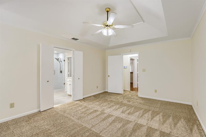 806 Royal Birkdale Drive, Garland TX 75044 - Photo 11
