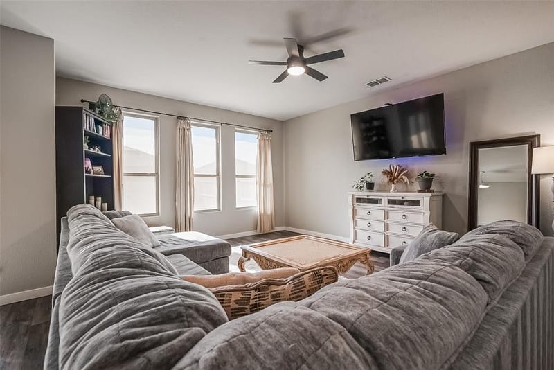 1048 Waverly Drive, Van Alstyne TX 75495 - Photo 14