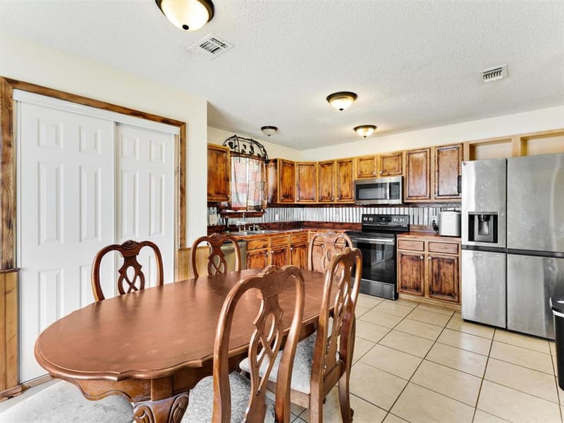 625 Linda Court, Joshua TX 76058 - Photo 6
