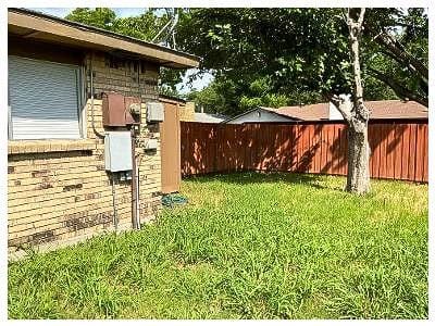 2833 Emberwood Drive, Garland TX 75043 - Photo 10