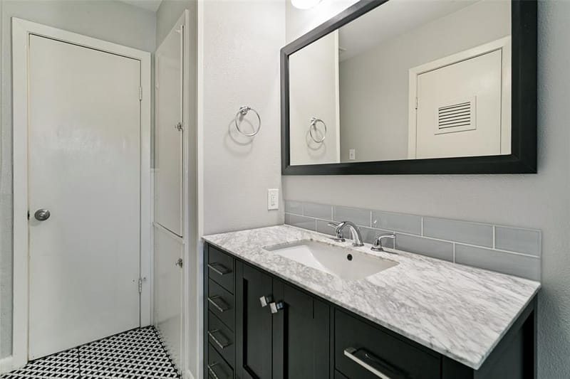 5317 Palmer Drive, Haltom City TX 76117 - Photo 14