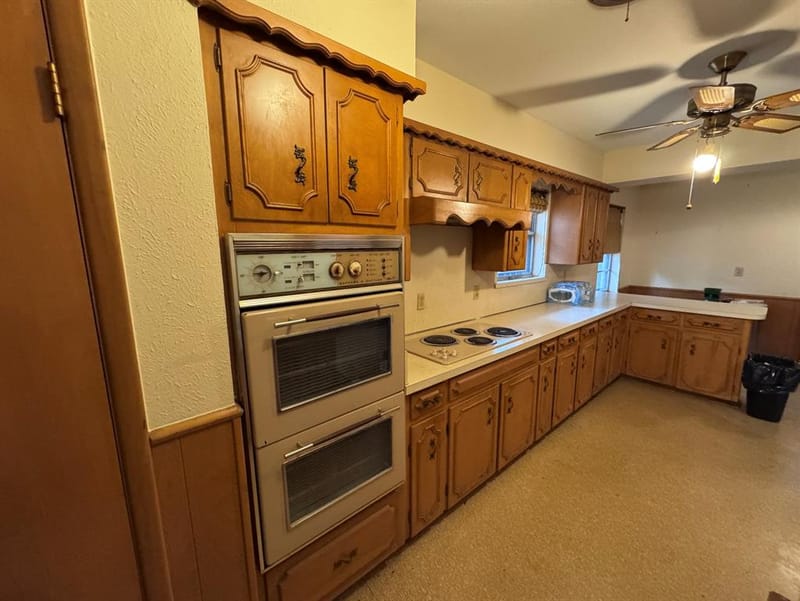806 Sharpshire Street, Grand Prairie TX 75050 - Photo 13