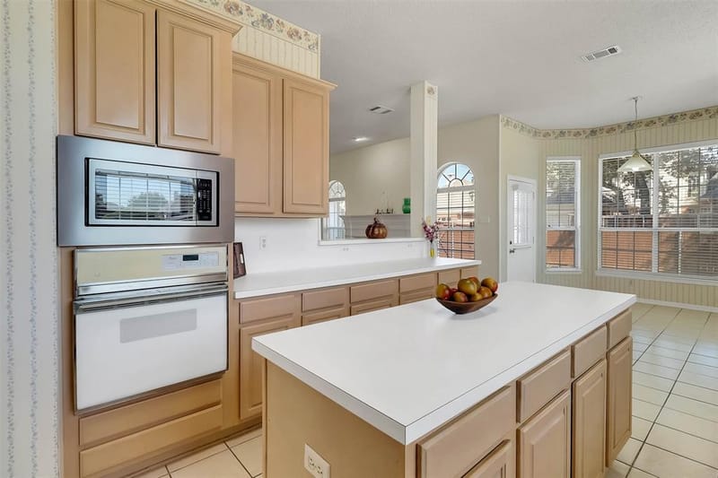 4101 CANDLEWYCK Drive, Plano TX 75024 - Photo 9