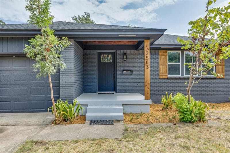 2553 Dorrington Drive, Dallas TX 75228