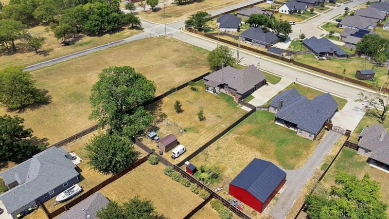 603 E Burks Street, Pilot Point TX 76258 - Photo 35