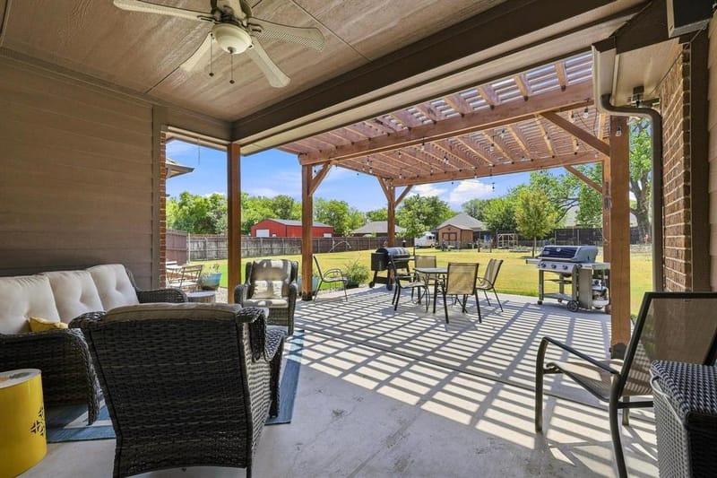 603 E Burks Street, Pilot Point TX 76258 - Photo 29