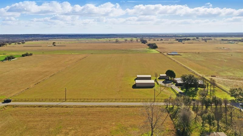 401 Hubbard Lane, Lipan TX 76462 - Photo 5
