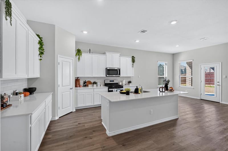 3703 High Country Road, Aubrey TX 76227 - Photo 5