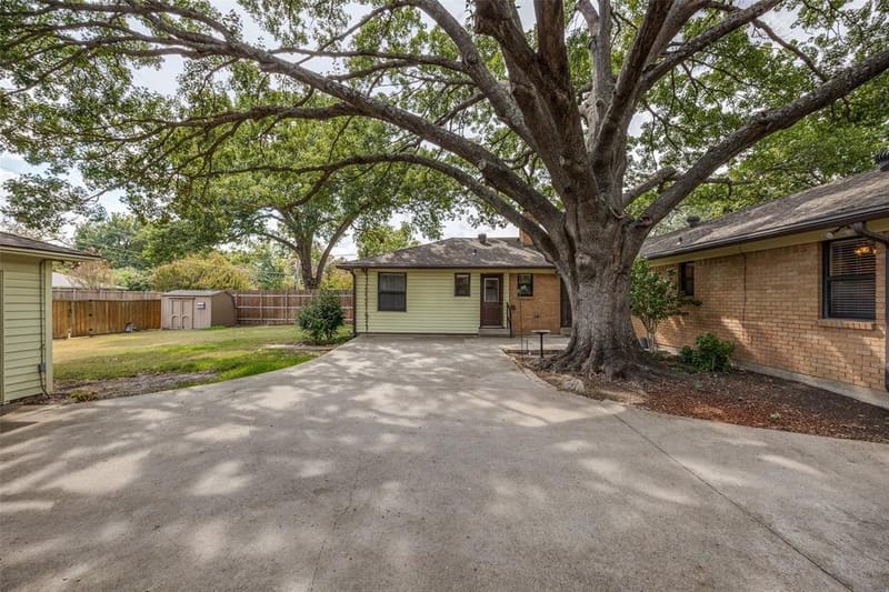 813 Brookhurst Drive, Richardson TX 75080 - Photo 27