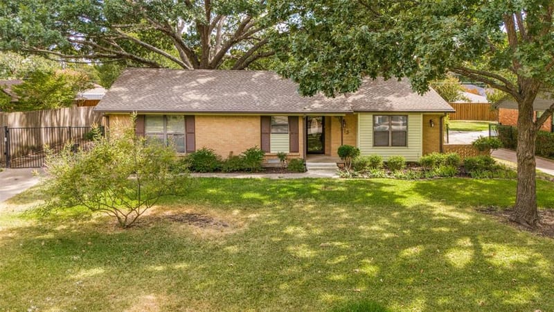 813 Brookhurst Drive, Richardson TX 75080 - Photo 33