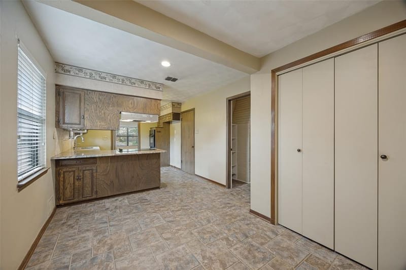 813 Brookhurst Drive, Richardson TX 75080 - Photo 8