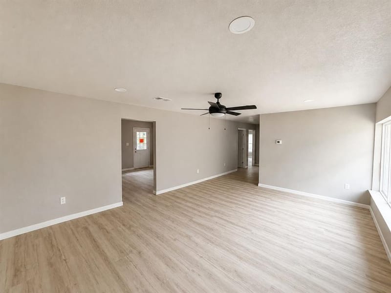6614 Bridges Avenue, Richland Hills TX 76118 - Photo 5