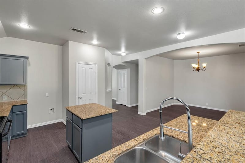 221 Bear Trail, Waxahachie TX 75165 - Photo 7