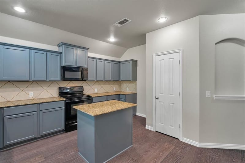 221 Bear Trail, Waxahachie TX 75165 - Photo 8