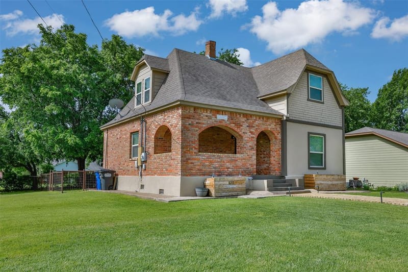 230 E Main Street, Lindsay TX 76250