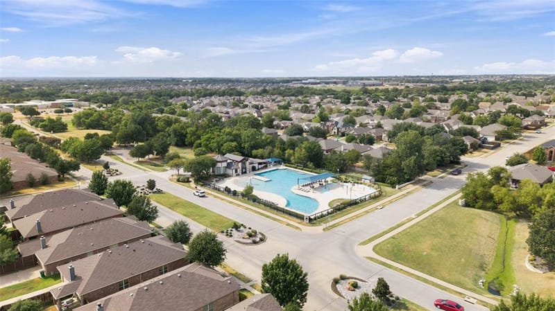 9028 Eastwood Avenue, Cross Roads TX 76227 - Photo 26