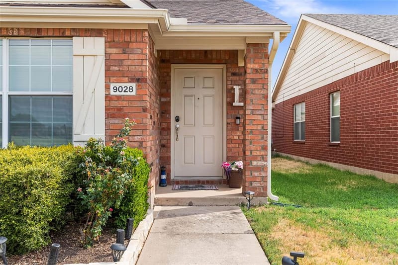 9028 Eastwood Avenue, Cross Roads TX 76227 - Photo 3