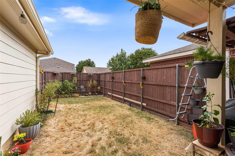 9028 Eastwood Avenue, Cross Roads TX 76227 - Photo 20