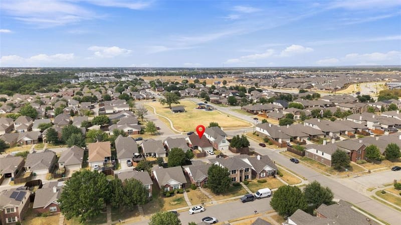 9028 Eastwood Avenue, Cross Roads TX 76227 - Photo 29