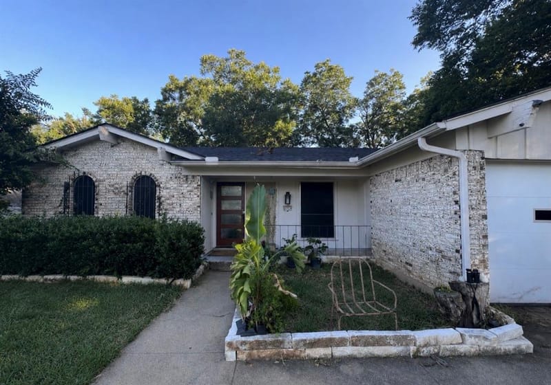 1704 Galahad Lane, Arlington TX 76014