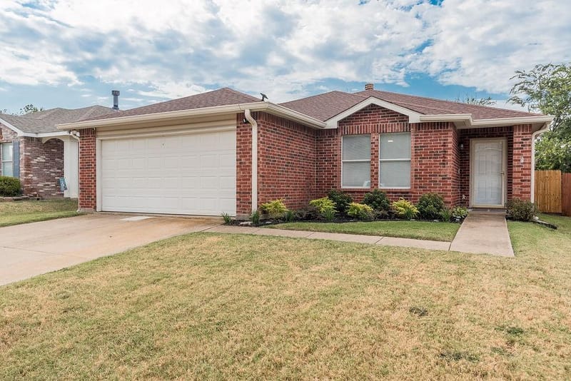 4321 Meadowknoll Drive, Fort Worth TX 76123