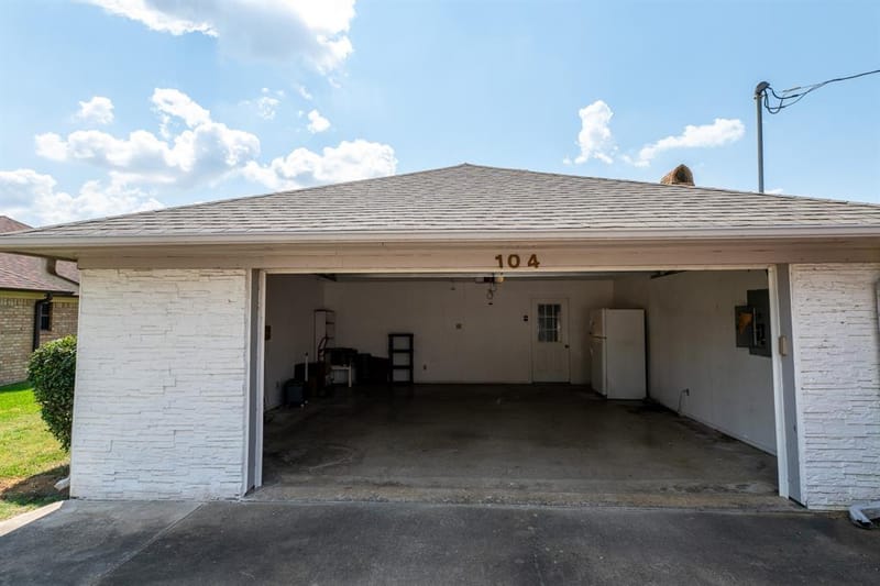 104 Cedar Springs Boulevard, Sulphur Springs TX 75482 - Photo 32