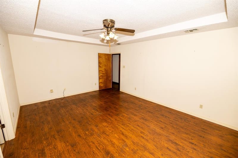 104 Cedar Springs Boulevard, Sulphur Springs TX 75482 - Photo 14