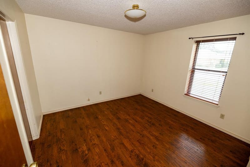 104 Cedar Springs Boulevard, Sulphur Springs TX 75482 - Photo 19