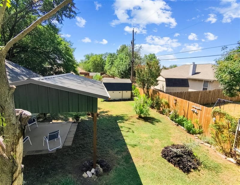 617 N Avenue D, Springtown TX 76082 - Photo 25