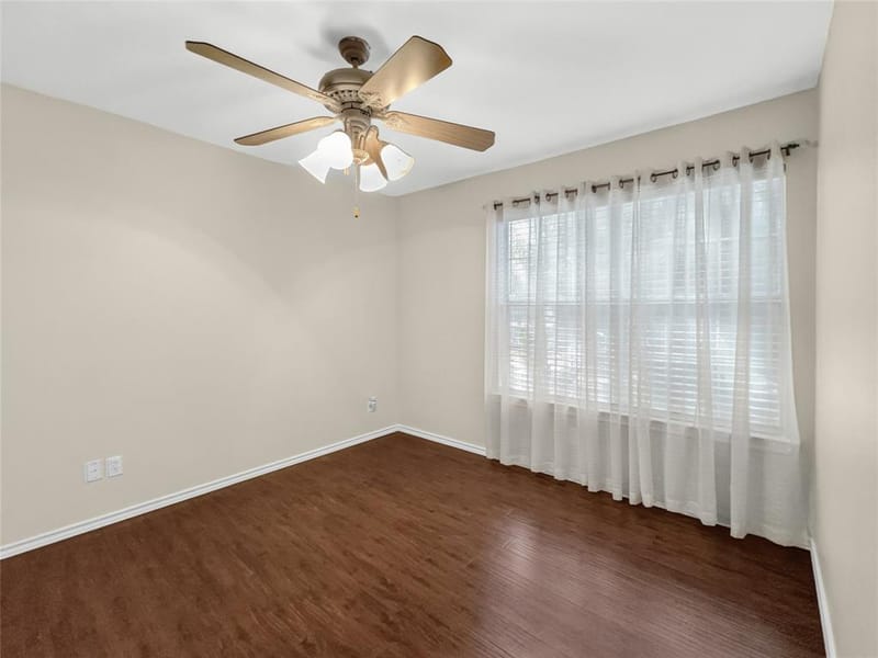 617 N Avenue D, Springtown TX 76082 - Photo 21