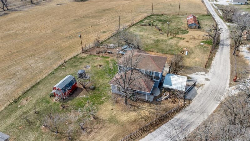 799 County Road 1596, Alvord TX 76225 - Photo 16
