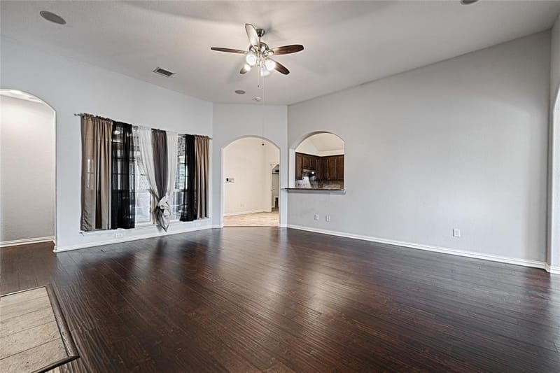 1837 Lakeview Drive, DeSoto TX 75115 - Photo 13