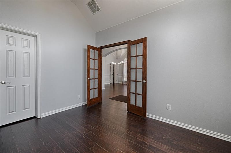 1837 Lakeview Drive, DeSoto TX 75115 - Photo 10